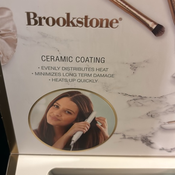Brookstone Ceramic Flat Iron Powershine Technology Technology NEW in Box - Picture 10 of 16